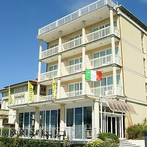 Savoy Hotel Marina di Pietrasanta